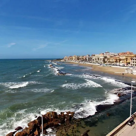 Attico Il Gabbiano Apartamento Anzio Exterior foto