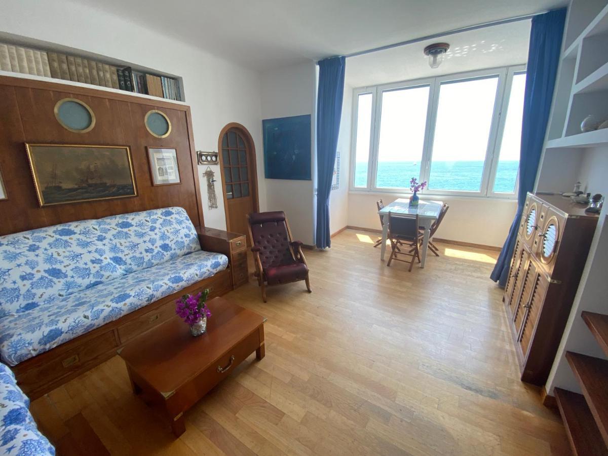Attico Il Gabbiano Apartment *